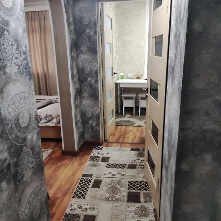 Apartmán Комфортная Квартира Для 2Х Персон Biškek Exteriér fotografie