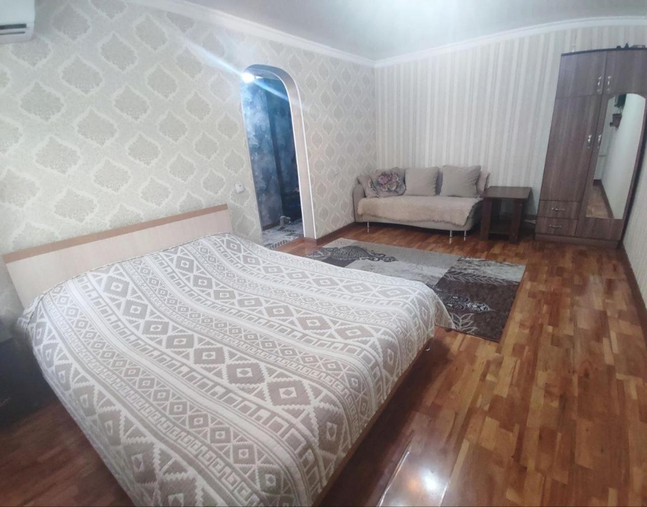 Apartmán Комфортная Квартира Для 2Х Персон Biškek Exteriér fotografie